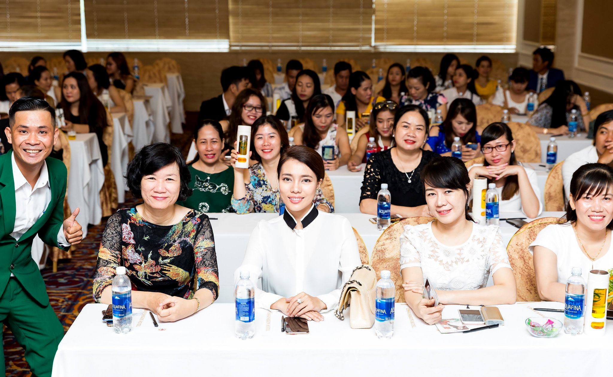 Cover image for Mỹ Phẩm MBB