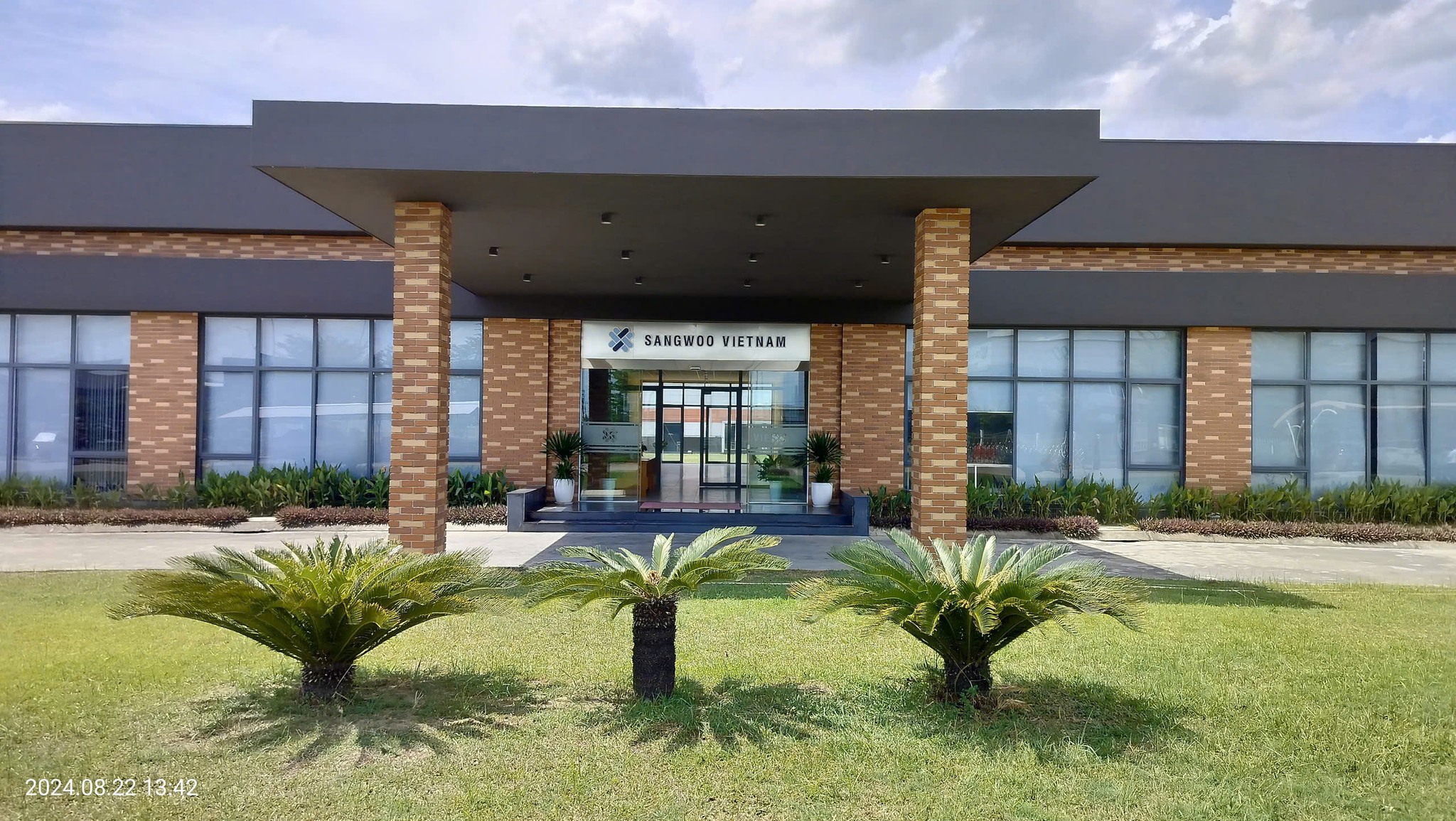 Cover image for Sangwoo