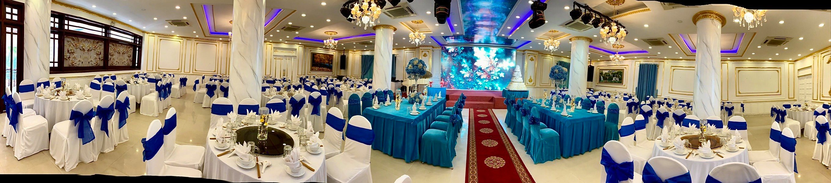 Cover image for Khách Sạn Hoàng Lộc