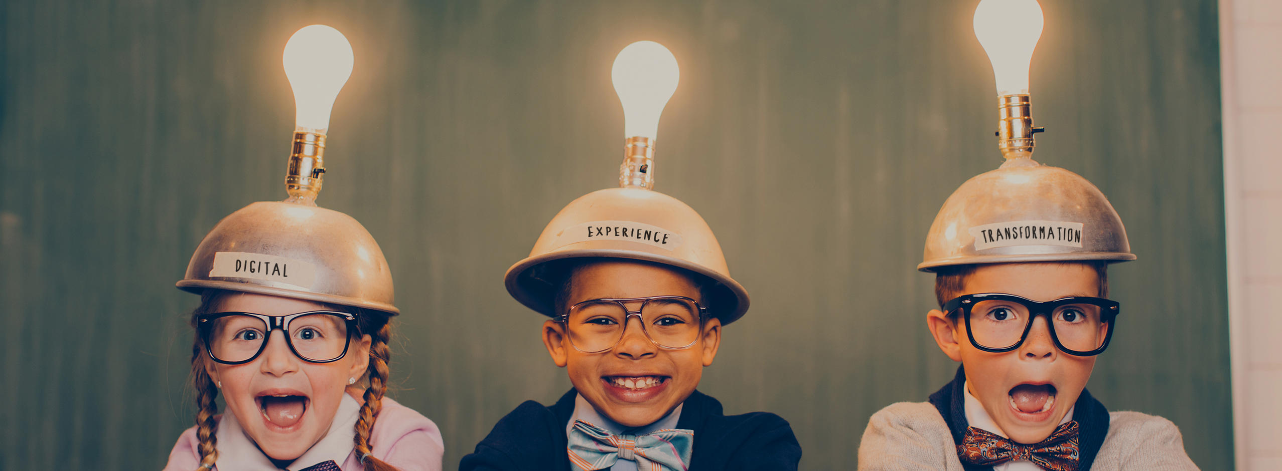 Cover image for Moni Media