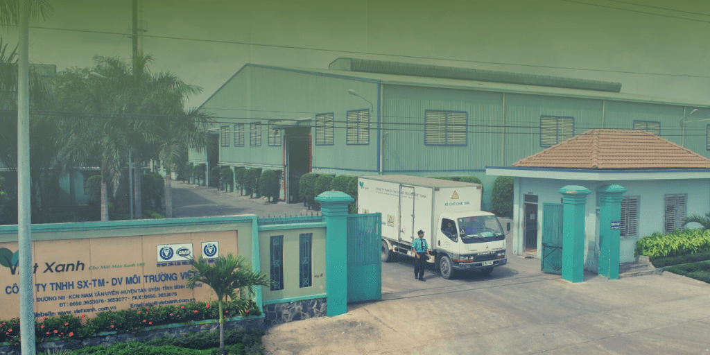 Cover image for MÔI TRƯỜNG VIỆT