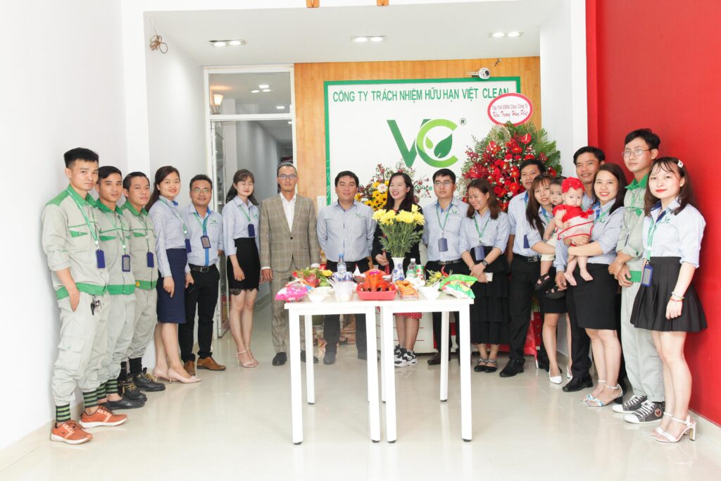 Cover image for Việt Clean