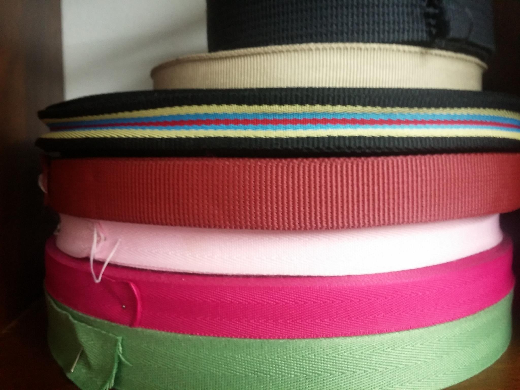 Cover image for May Mặc Triều Vĩ