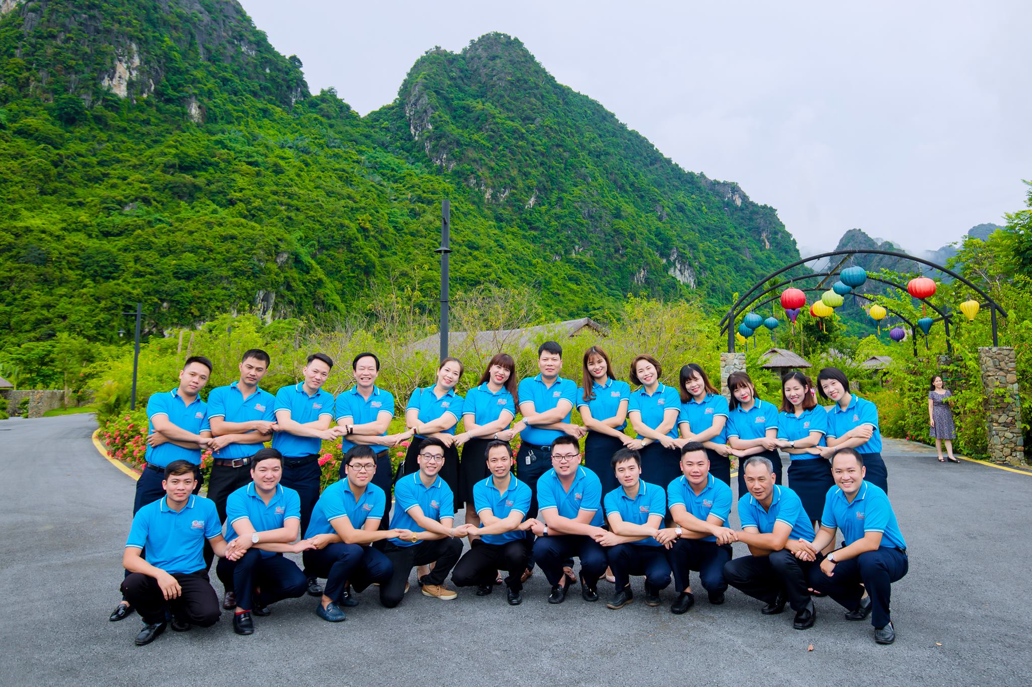 Cover image for Xuất Nhập Khẩu Máy Việt Nam