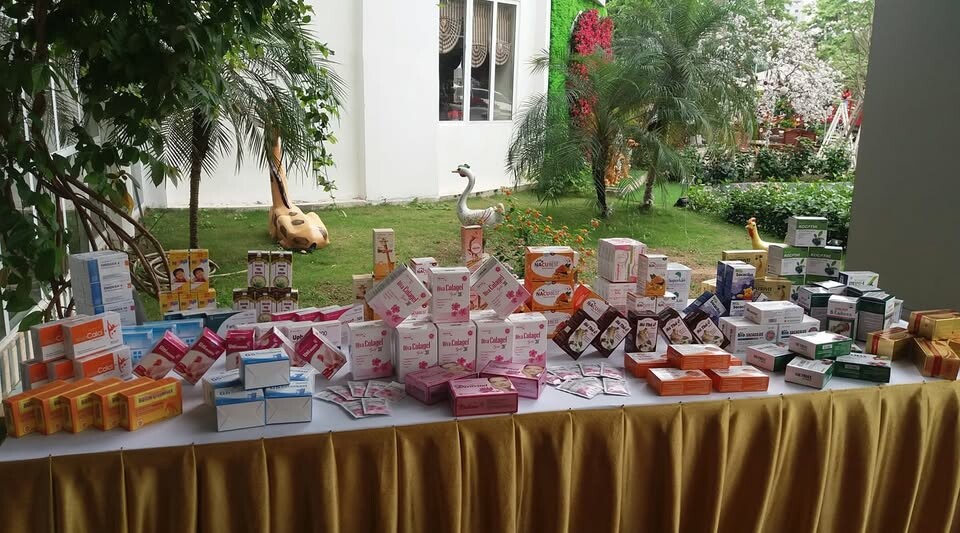 Cover image for Dược phẩm Hưng Việt