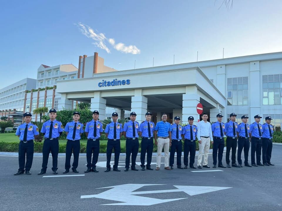 Cover image for BẢO VỆ YUKI24