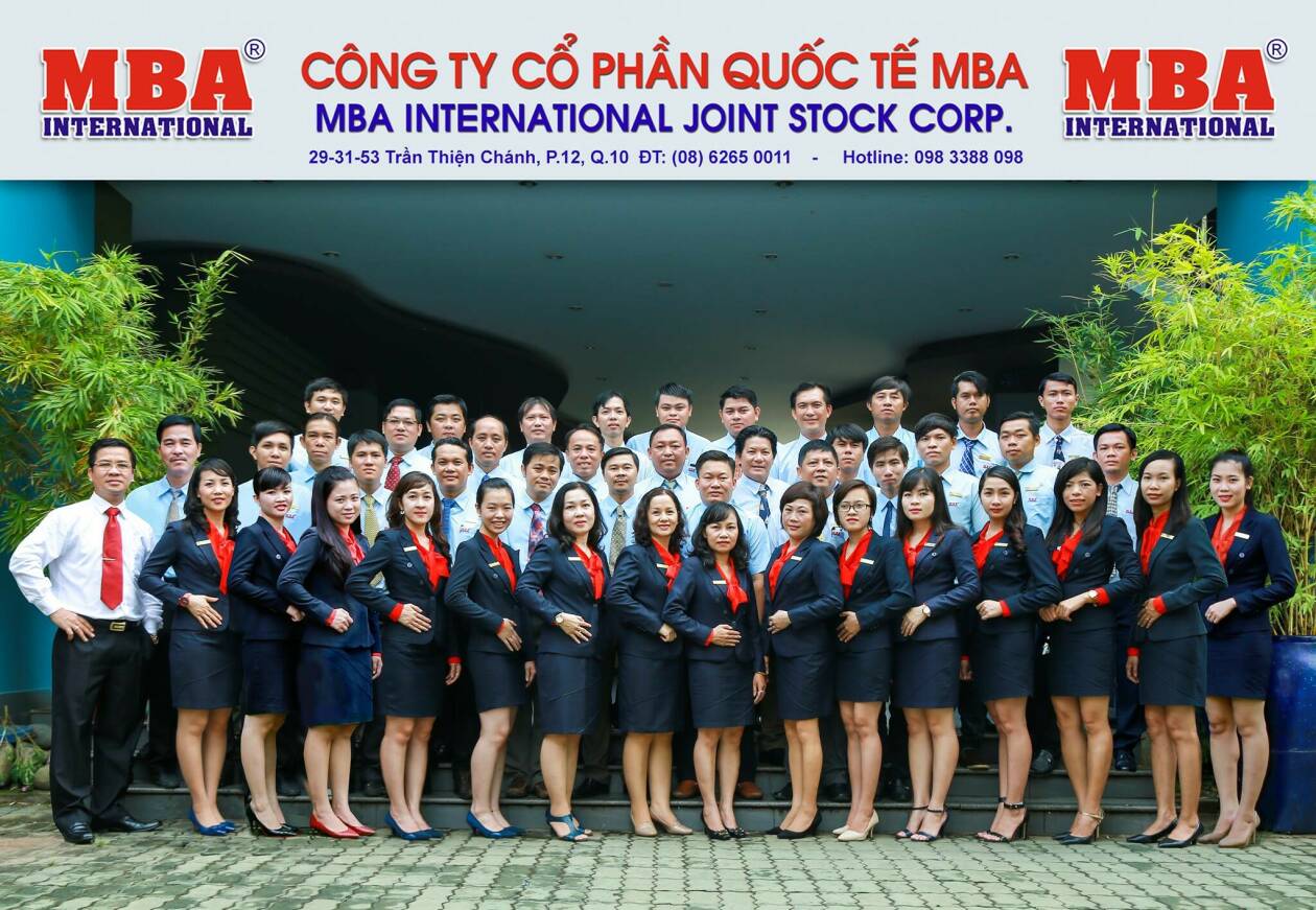 Cover image for Quốc Tế MBA