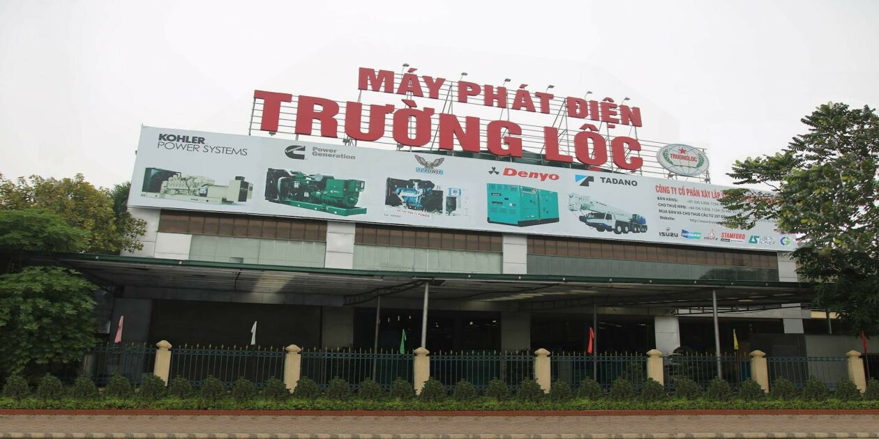 Cover image for Trường Lộc