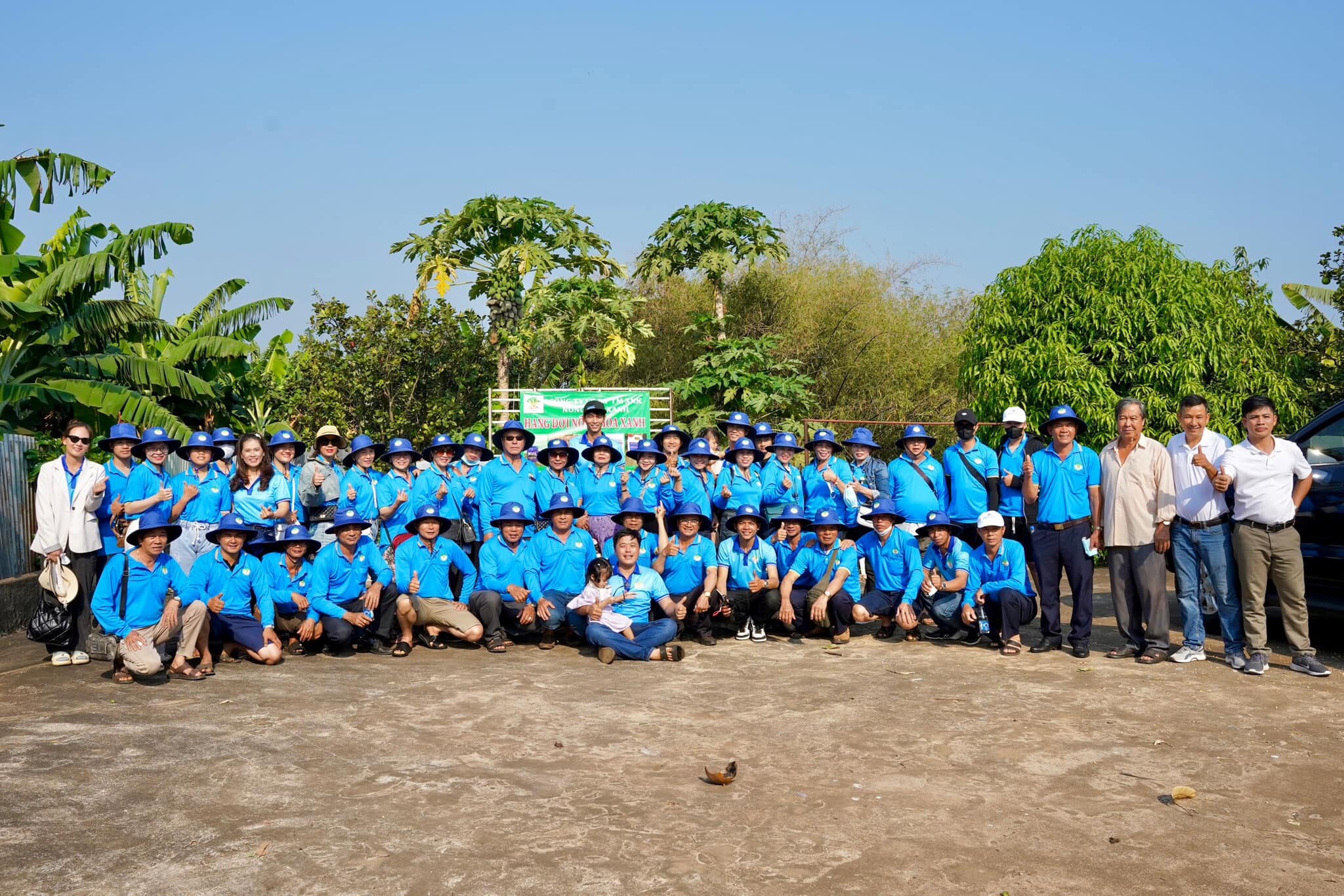 Cover image for NÔNG HÓA XANH