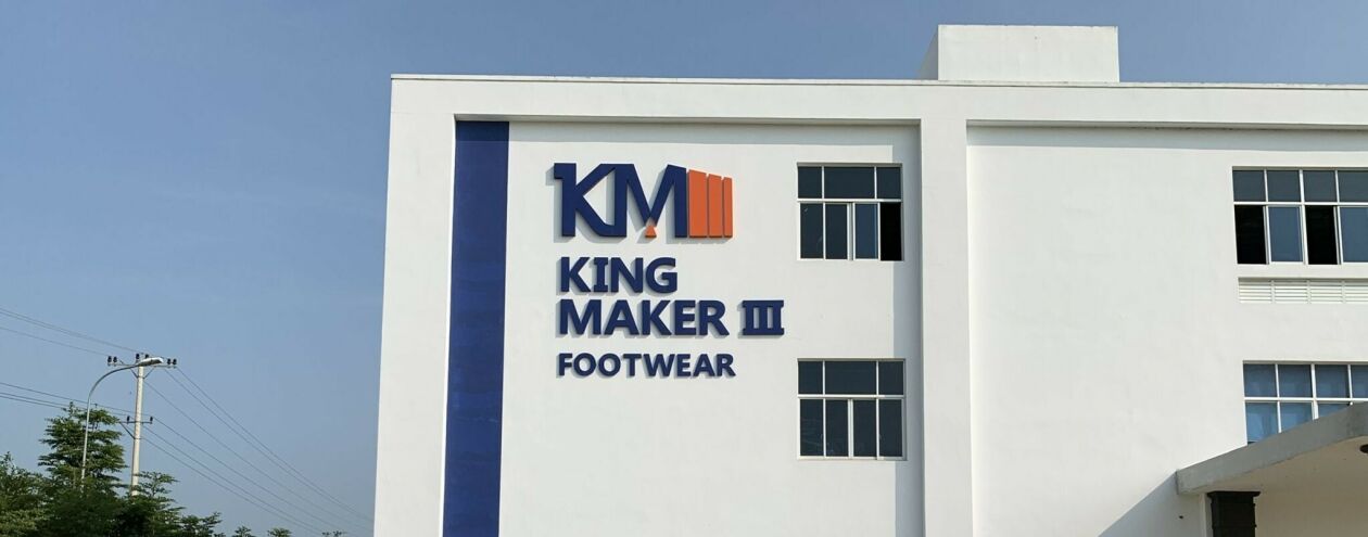 Cover image for KINGMAKER III FOOTWEAR