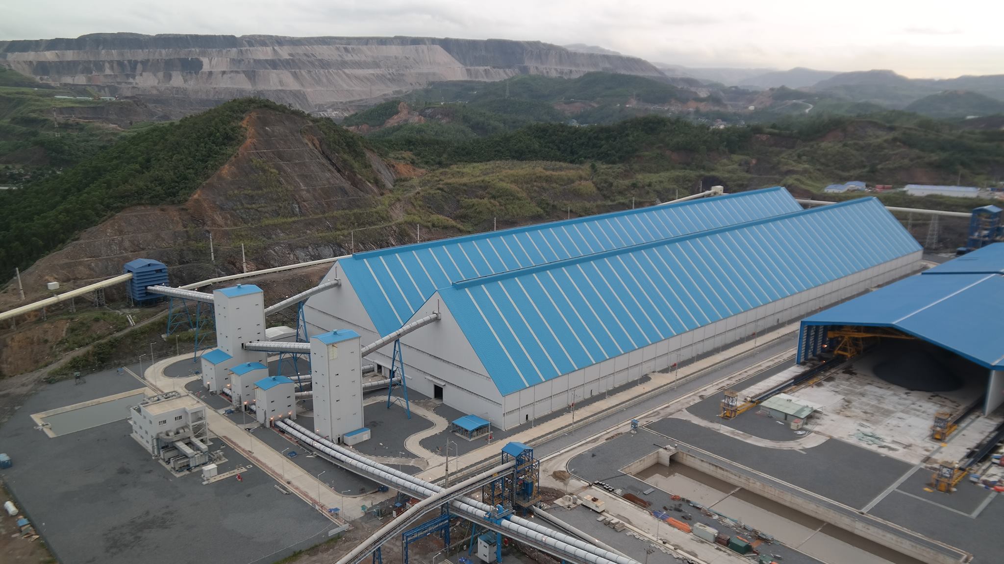 Cover image for ĐIỆN LỰC AES MÔNG DƯƠNG