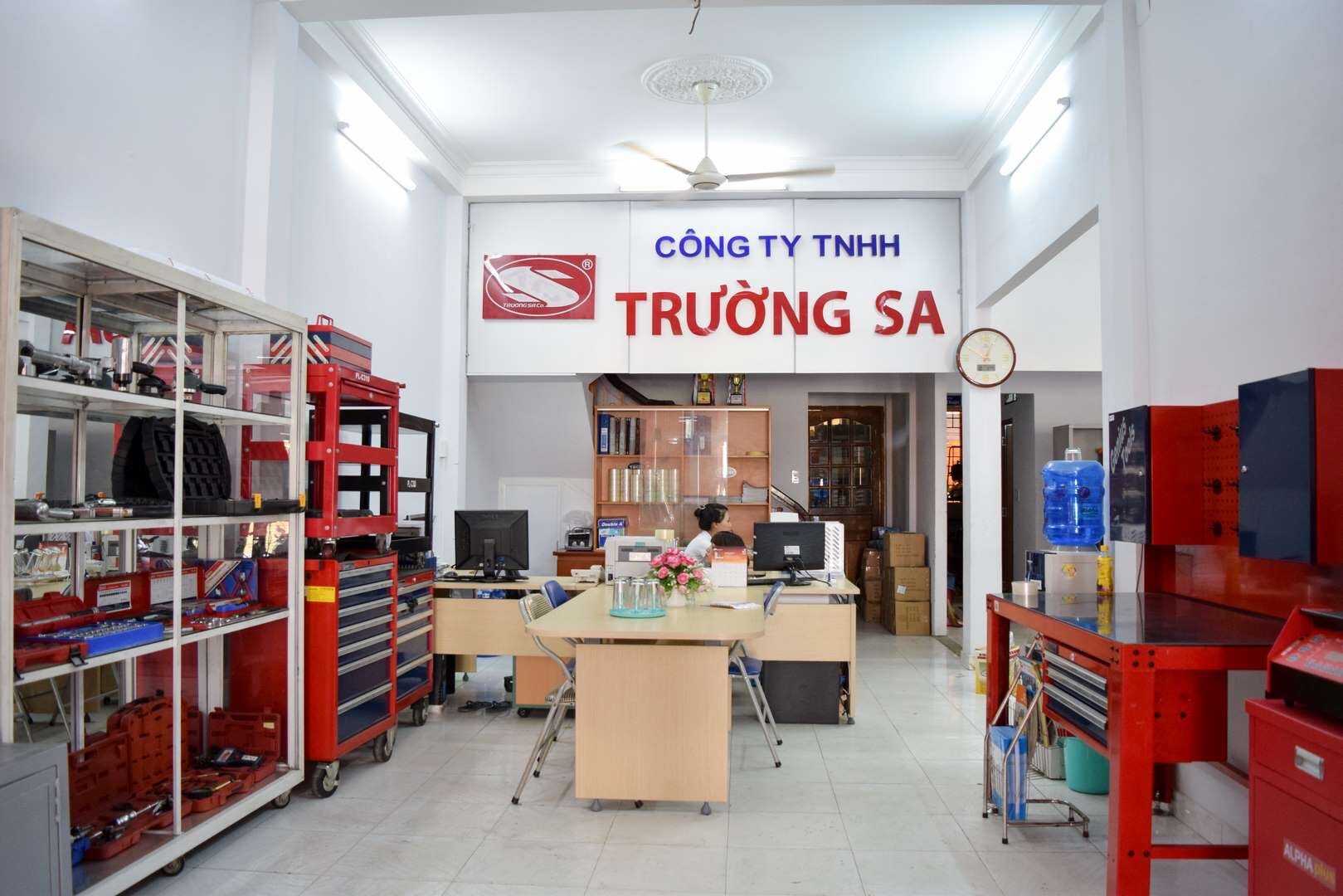 Cover image for Thiết bị Công nghiệp Trường Sa