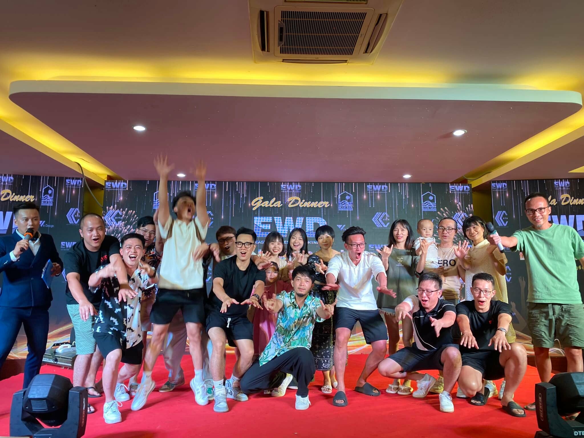 Cover image for CÔNG TY TNHH EWD