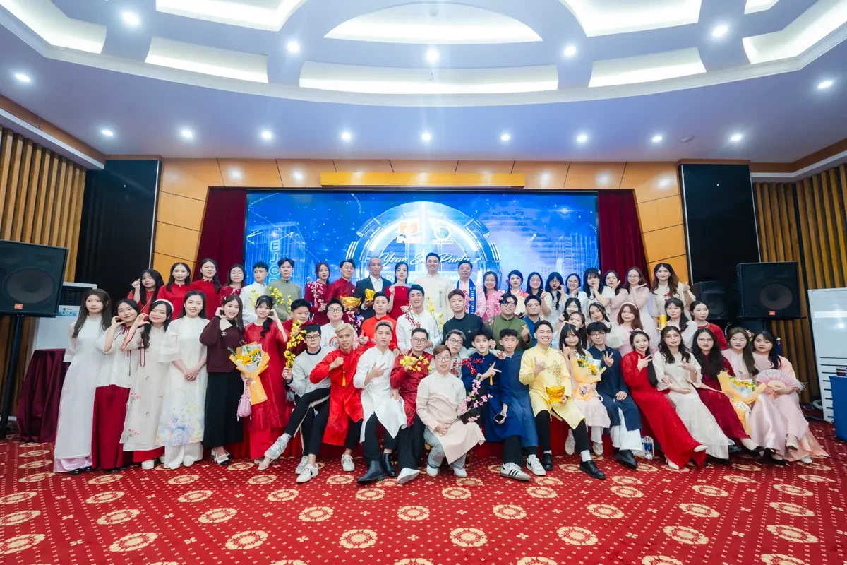 Cover image for Công Ty TNHH Halvon