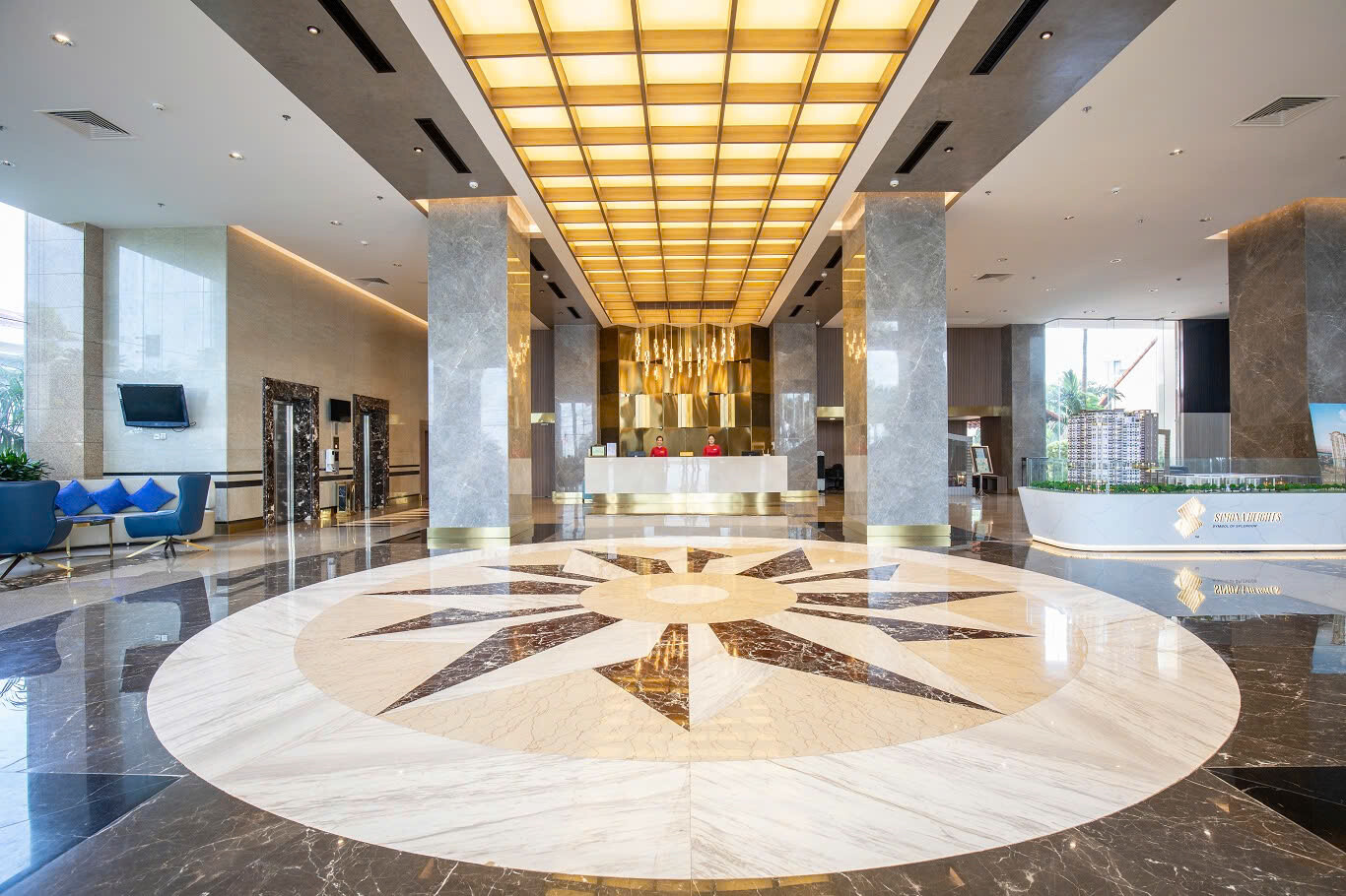 Cover image for DU LỊCH SÀI GÒN - QUY NHƠN