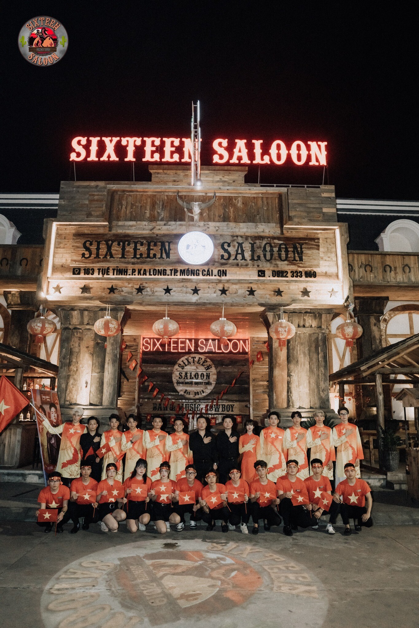 Cover image for Sixteen Saloon