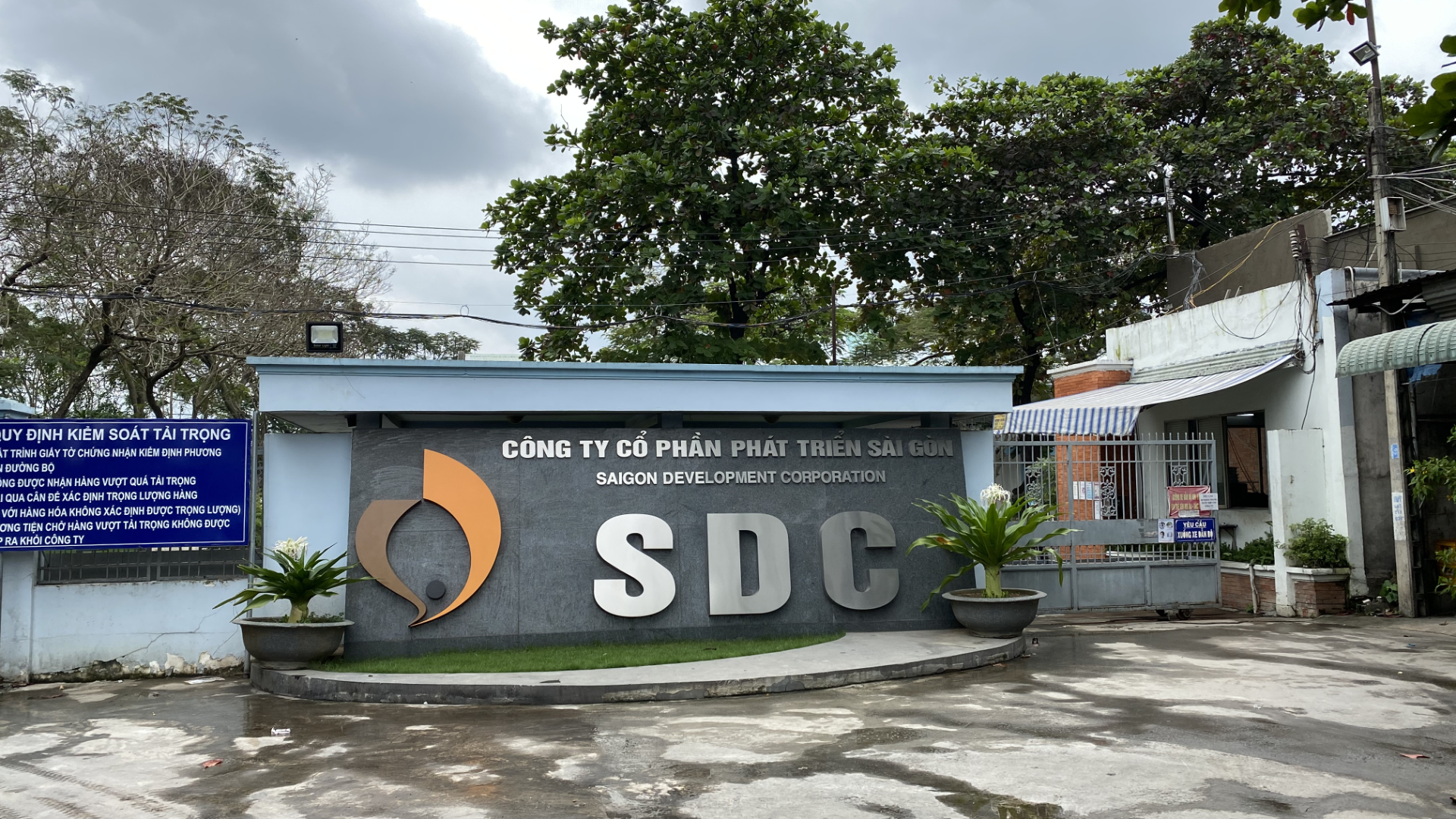 Cover image for CÔNG TY CỔ PHẦN PHÁT TRIỂN SÀI GÒN