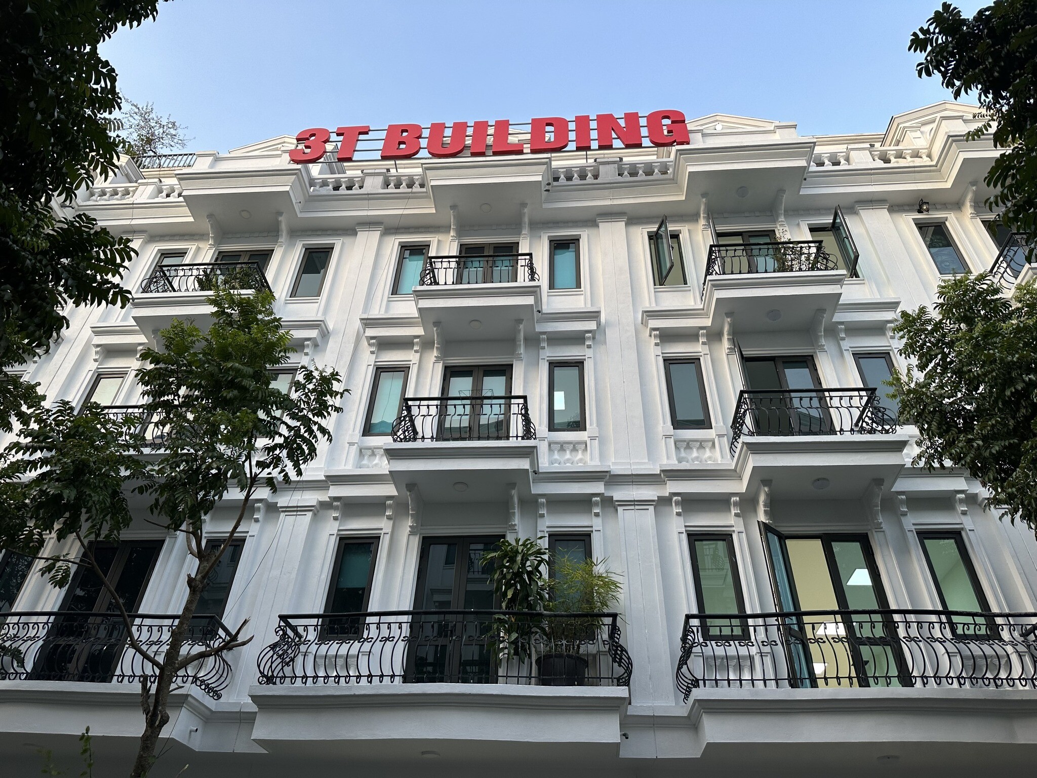 Cover image for THIẾT BỊ 3T VIỆT NAM