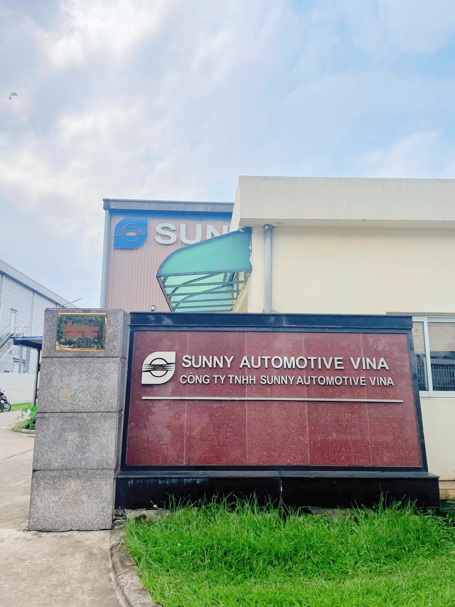 Cover image for Sunny Automotive Vina