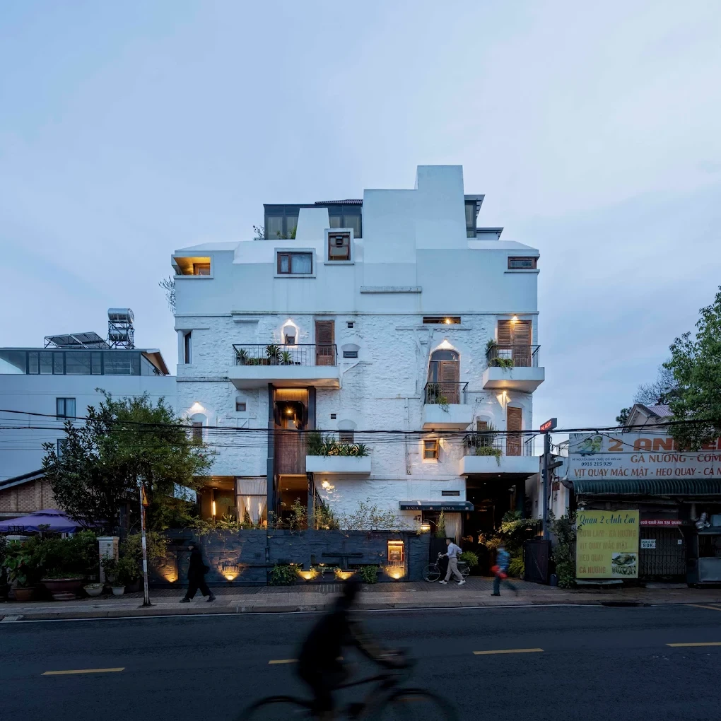 Cover image for Banla Boutique Hotel