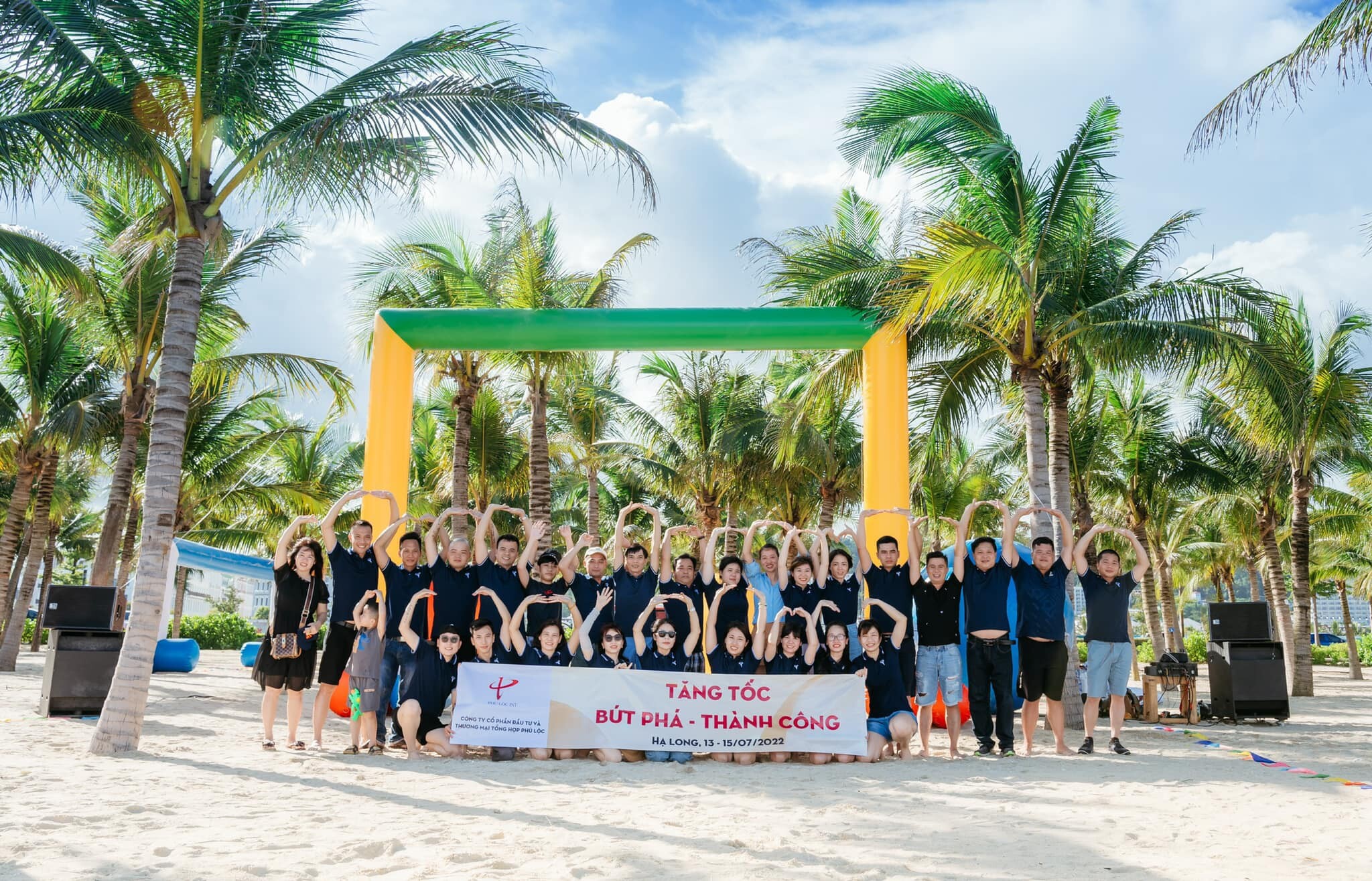 Cover image for Đầu tư và thương mại tổng hợp phú lộc