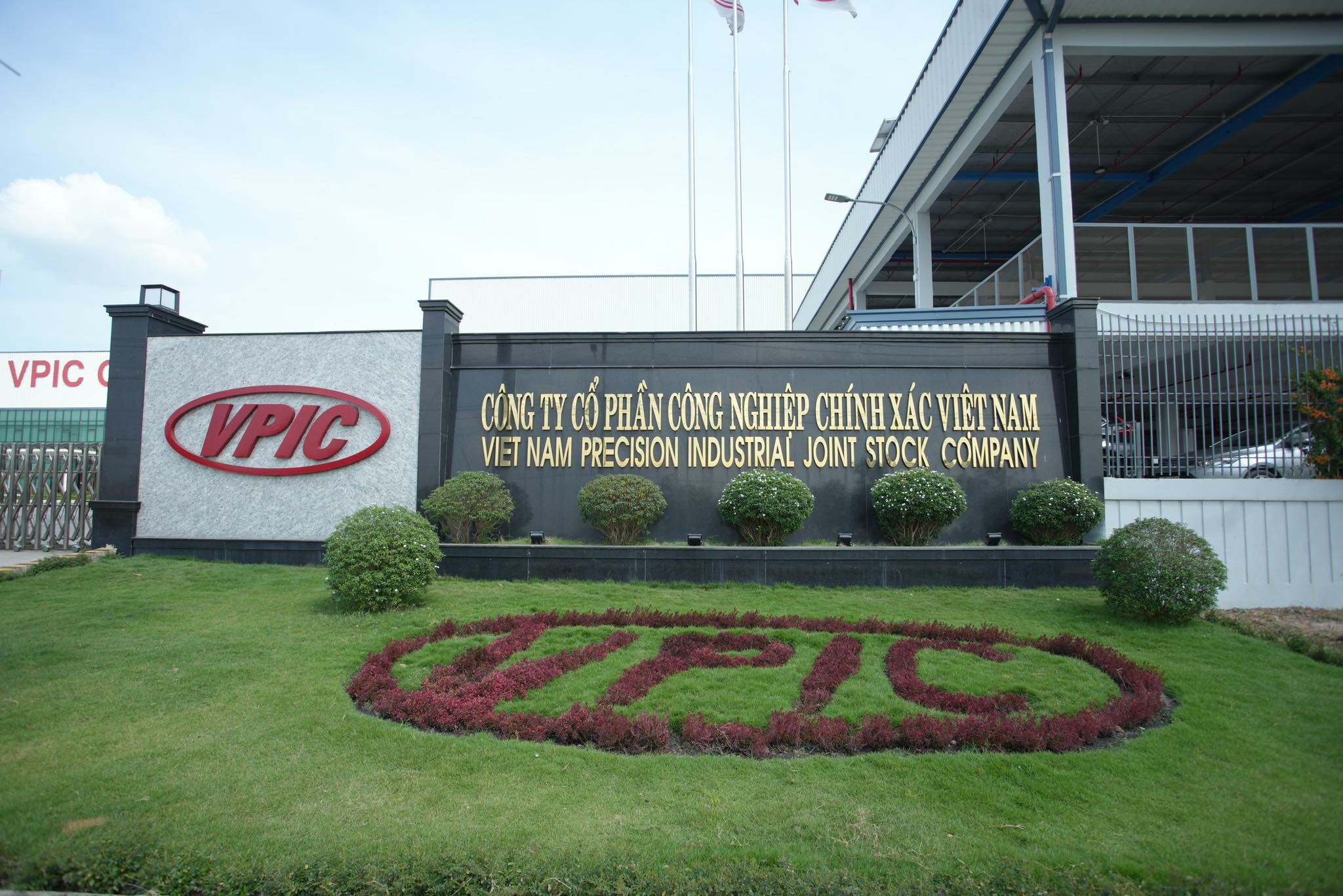 Cover image for CÔNG NGHIỆP CHÍNH XÁC VIỆT NAM (VPIC)