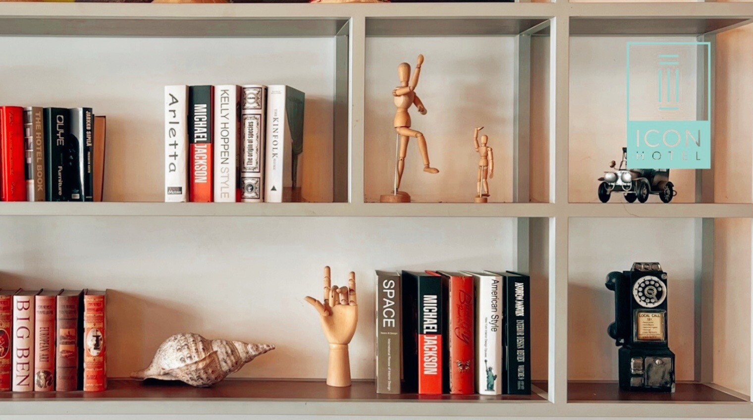 Cover image for Nhà Hàng Khách Sạn Biểu Tượng Sài Gòn - Icon Saigon