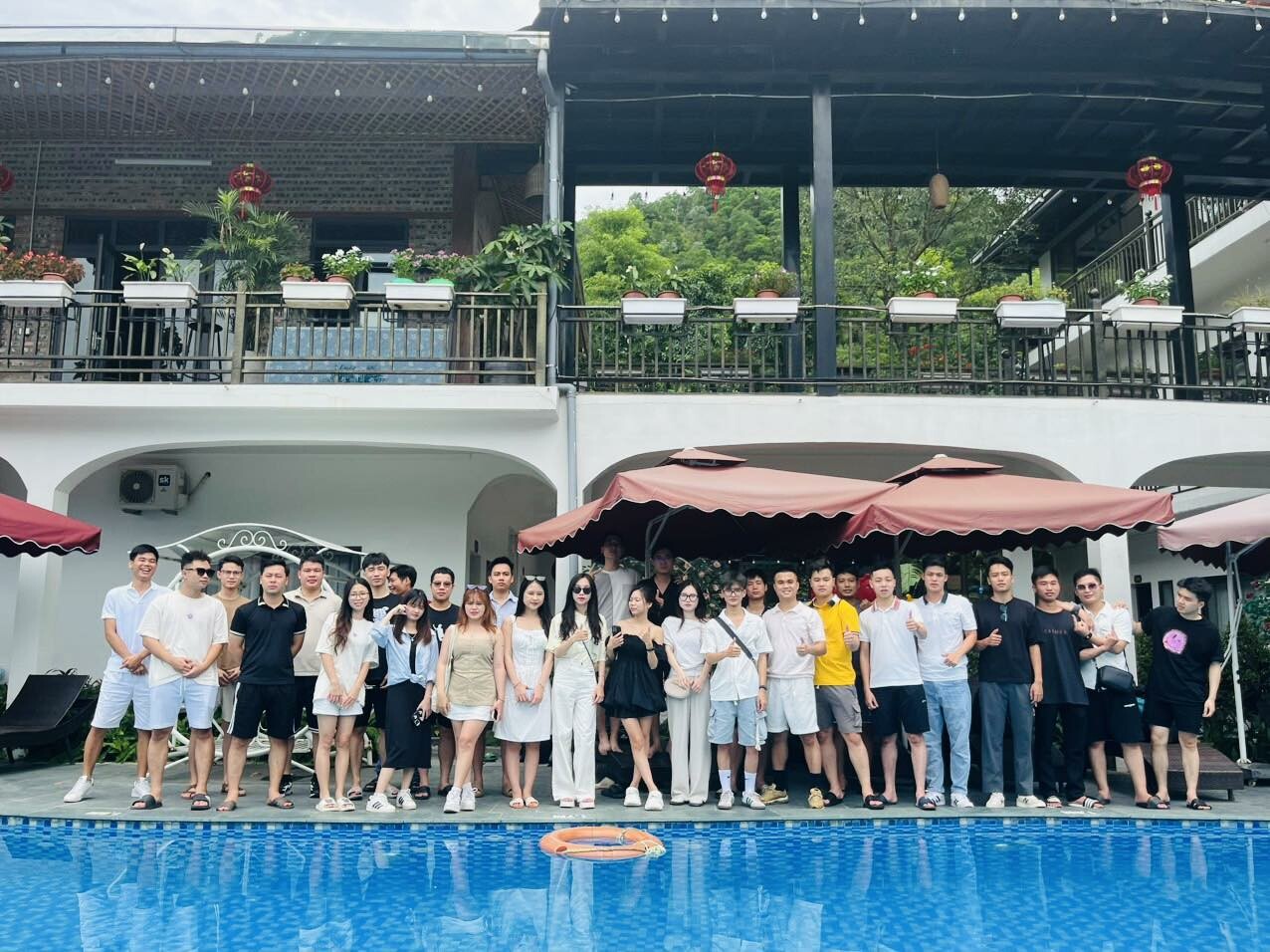 Cover image for VNB GLOBAL