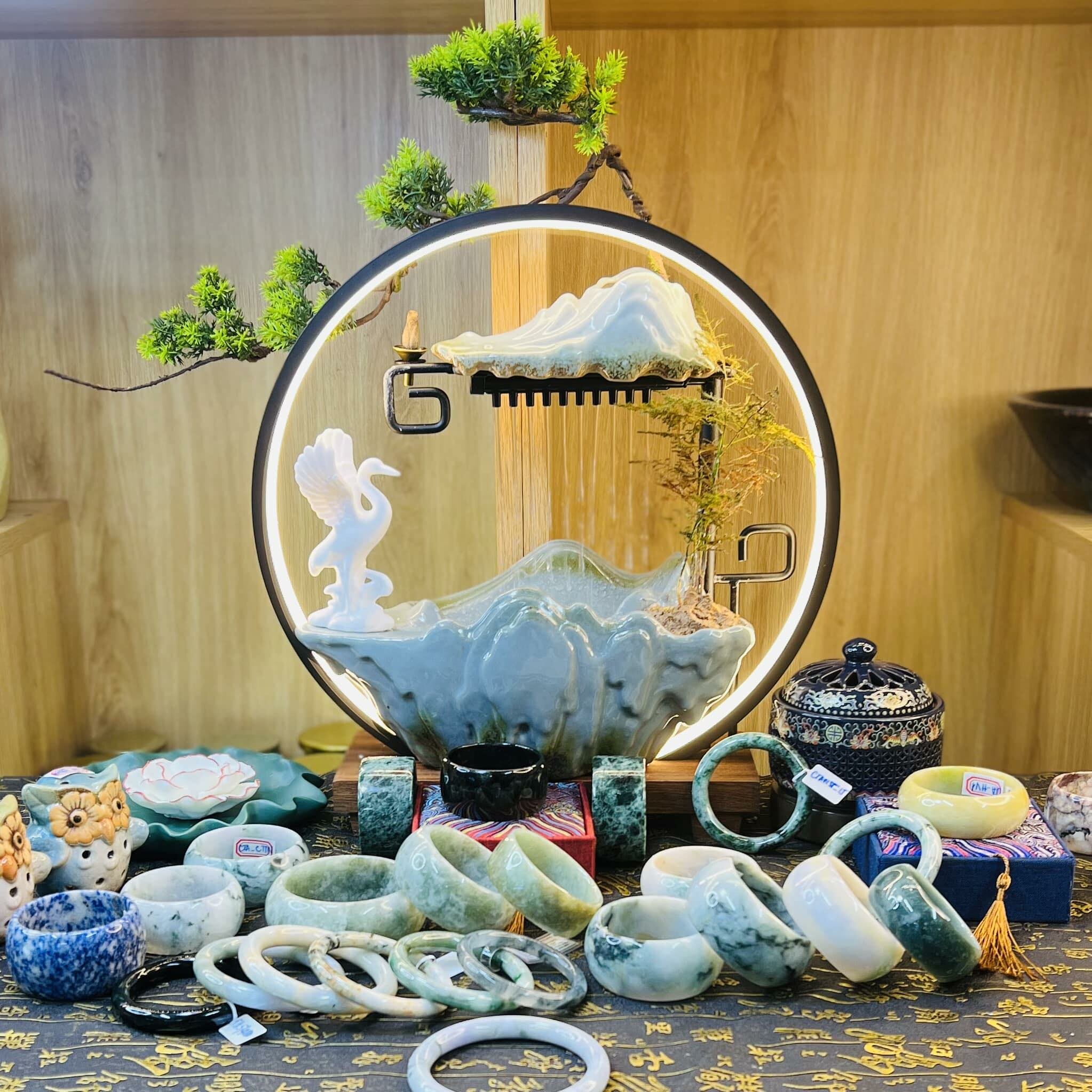 Cover image for Đá Phong Thủy N GEMS