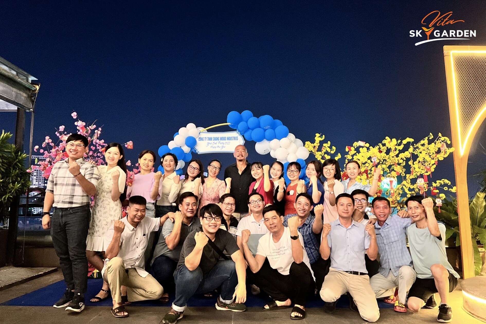 Cover image for Shang Wood Industries