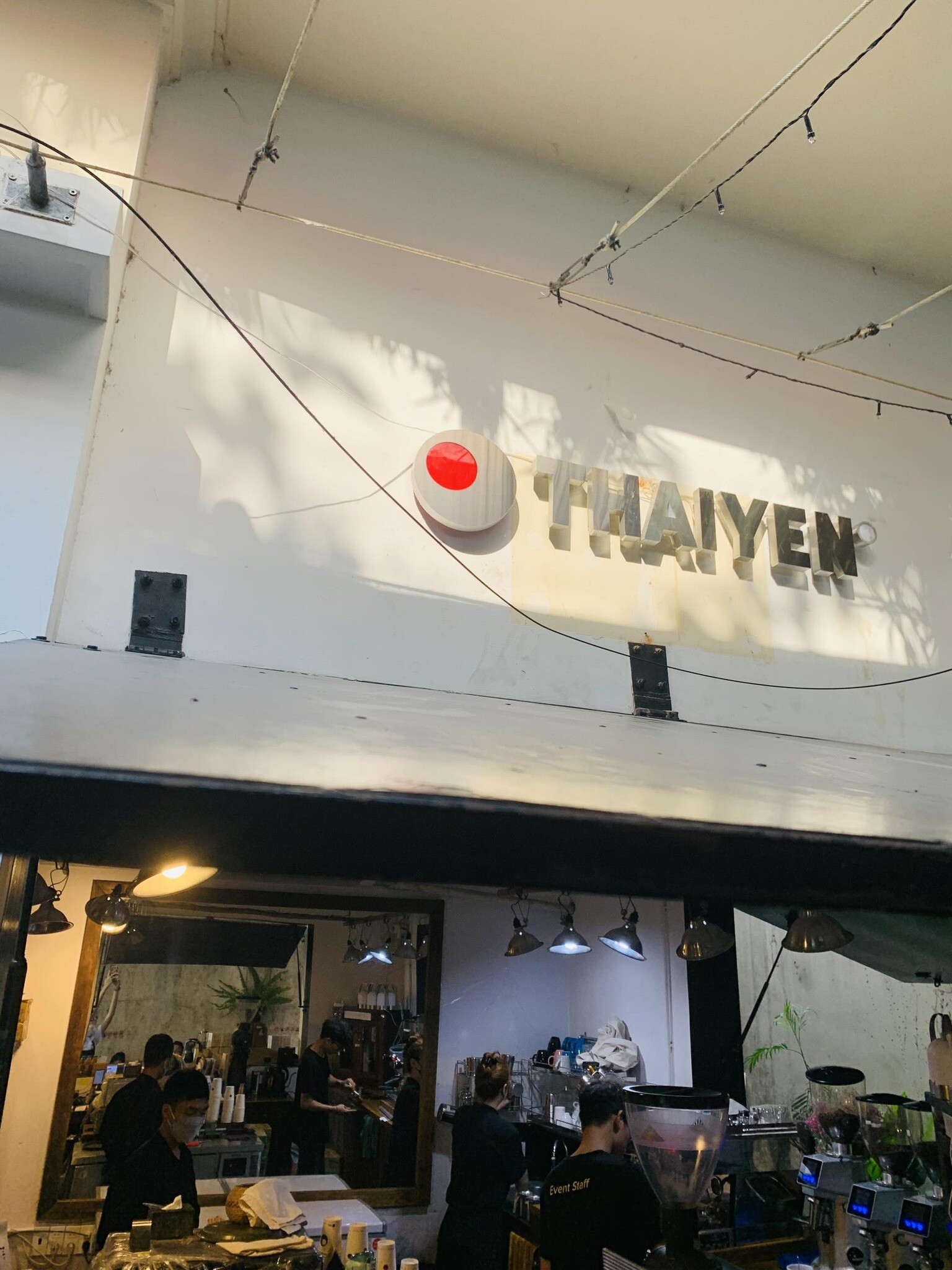 Cover image for THÁI YÊN CAFE