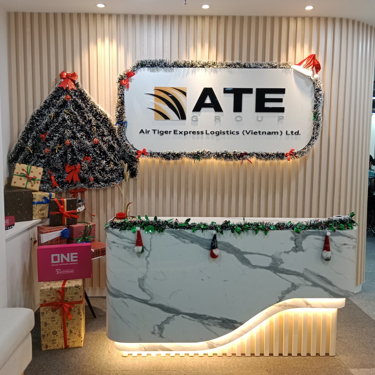 Cover image for Air Tiger Express Logistics Việt Nam