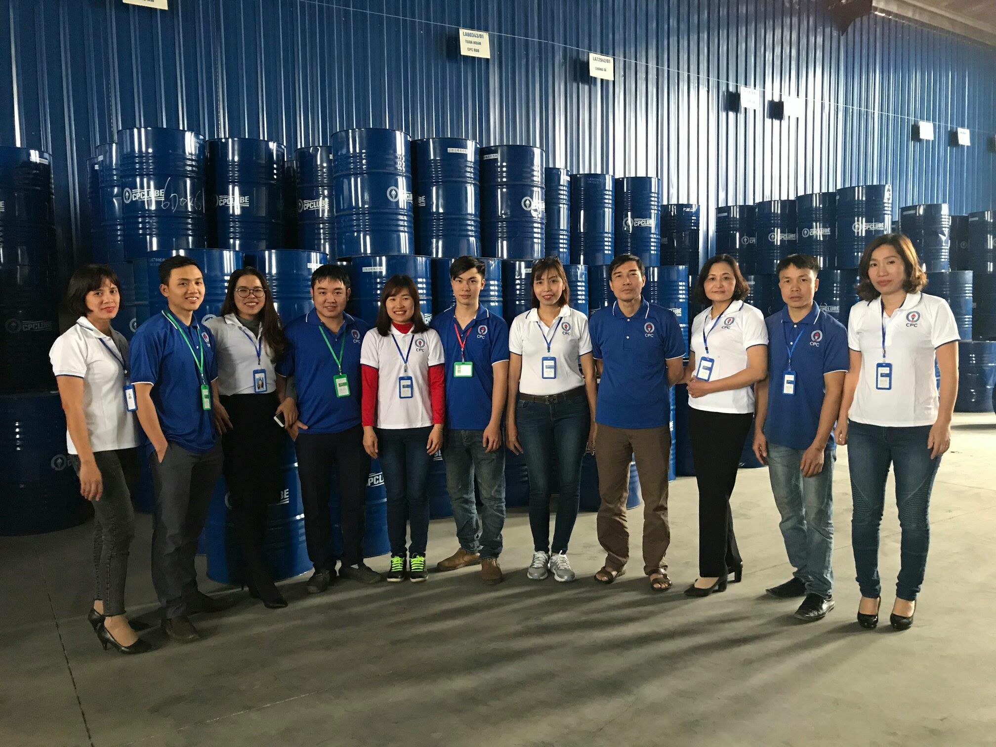 Cover image for Hóa dầu và Thiết bị công nghiệp Hà Nội