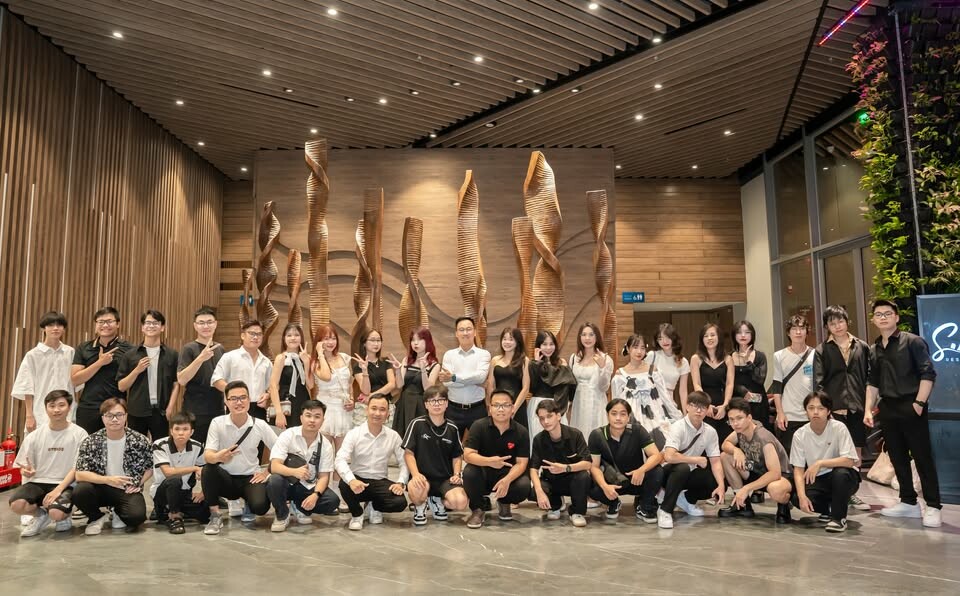 Cover image for TAAP VIET NAM