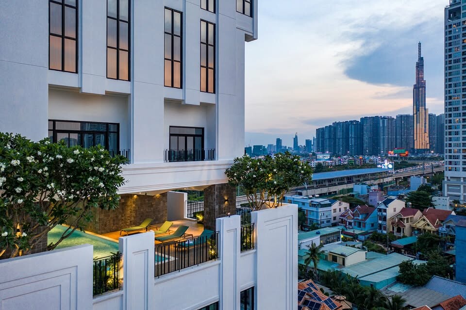 Cover image for AMANAKI