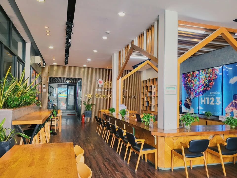 Cover image for ANH NGỮ HOUSTON123