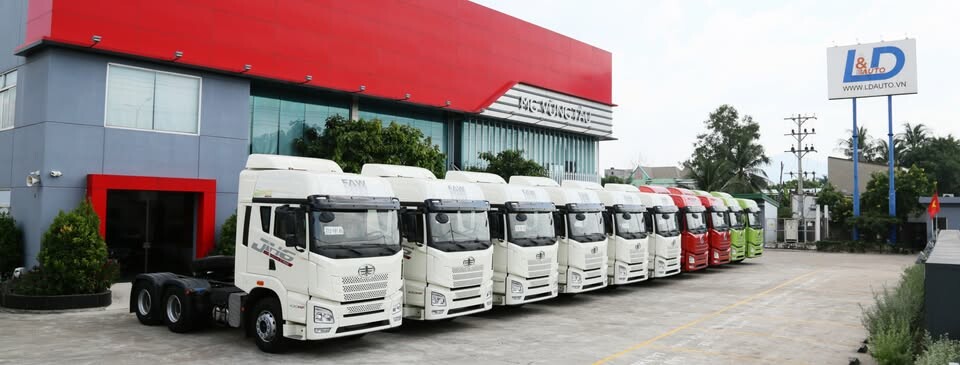 Cover image for L&D Auto