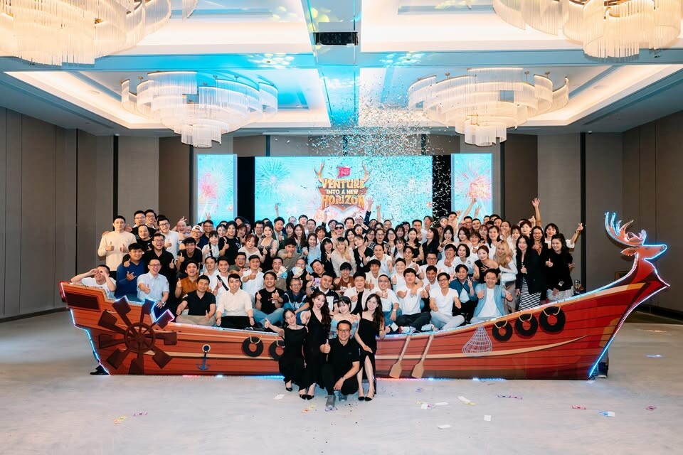 Cover image for EST Rouge