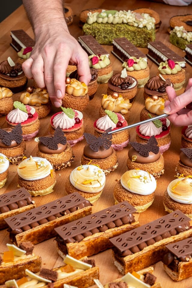 Cover image for Dobla Asia Company Limited