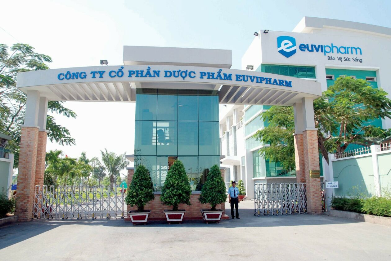 Cover image for Dược phẩm Euvipharm