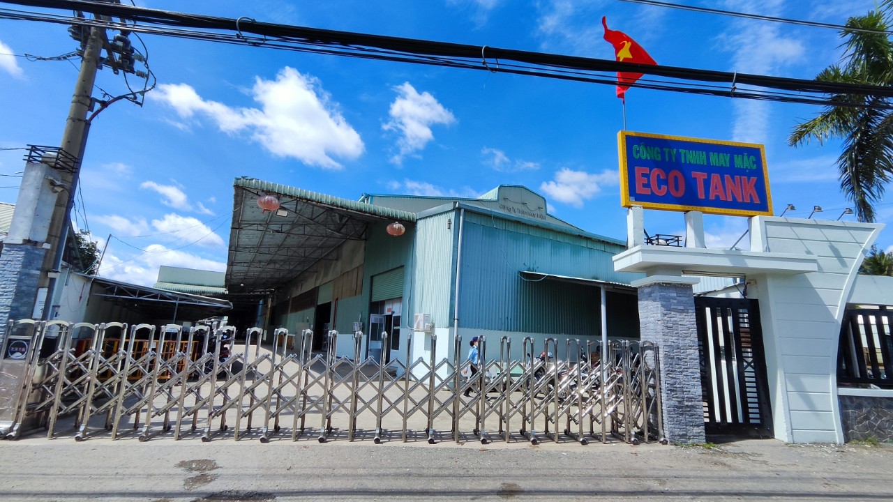 Cover image for MAY MẶC ECO TANK