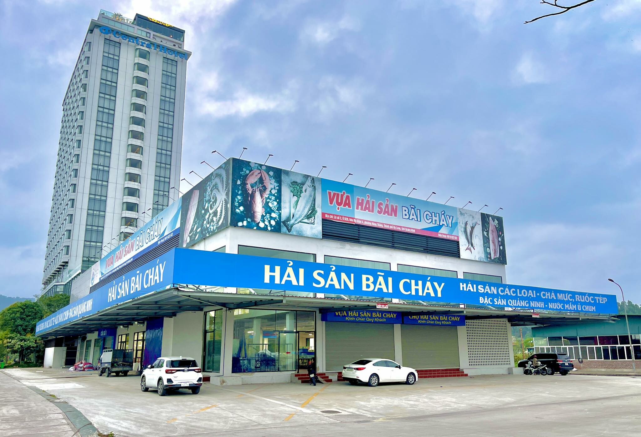 Cover image for Vựa Hải Sản Bãi Cháy