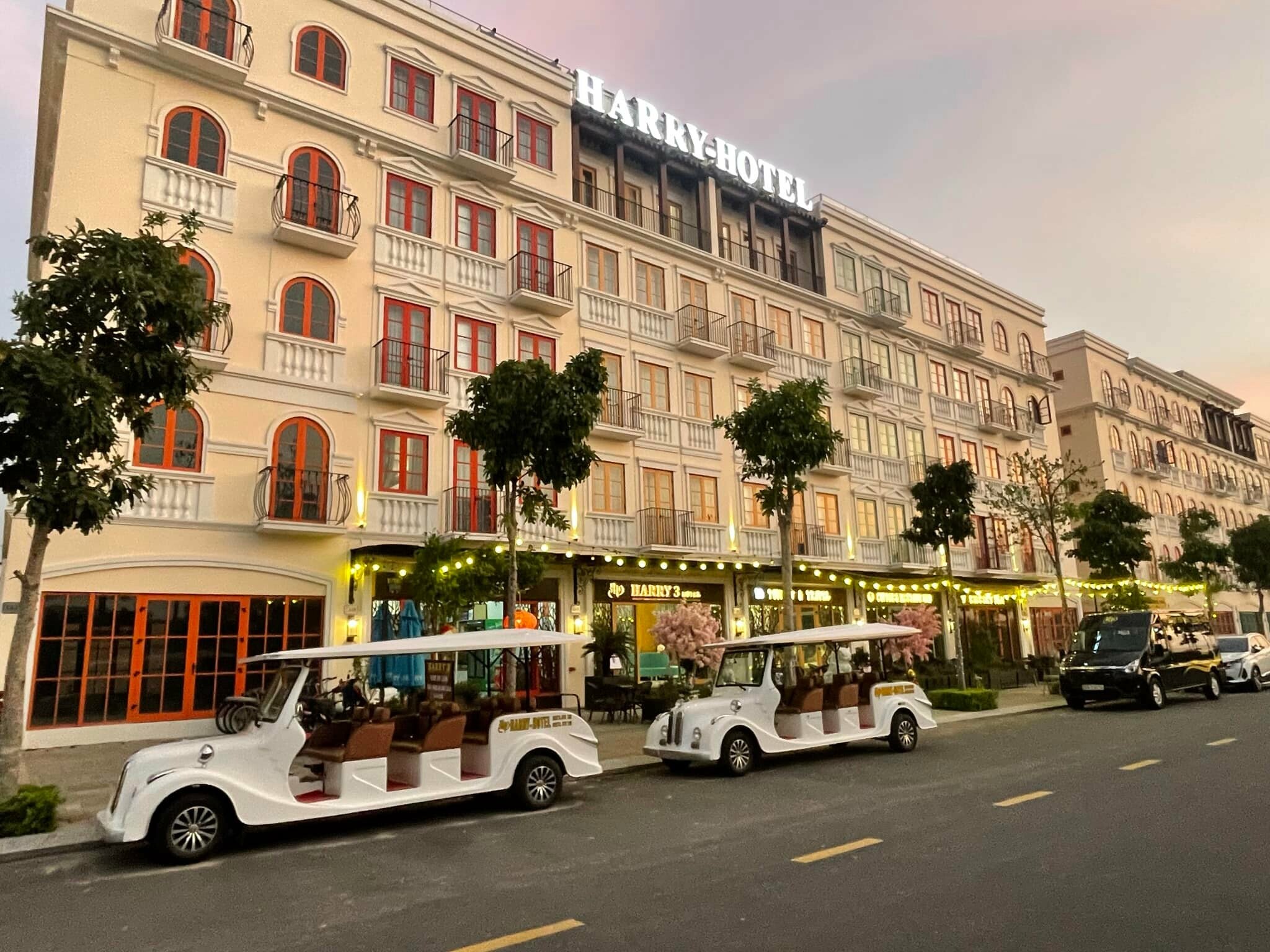 Cover image for HARRY PHÚ QUỐC TRAVEL