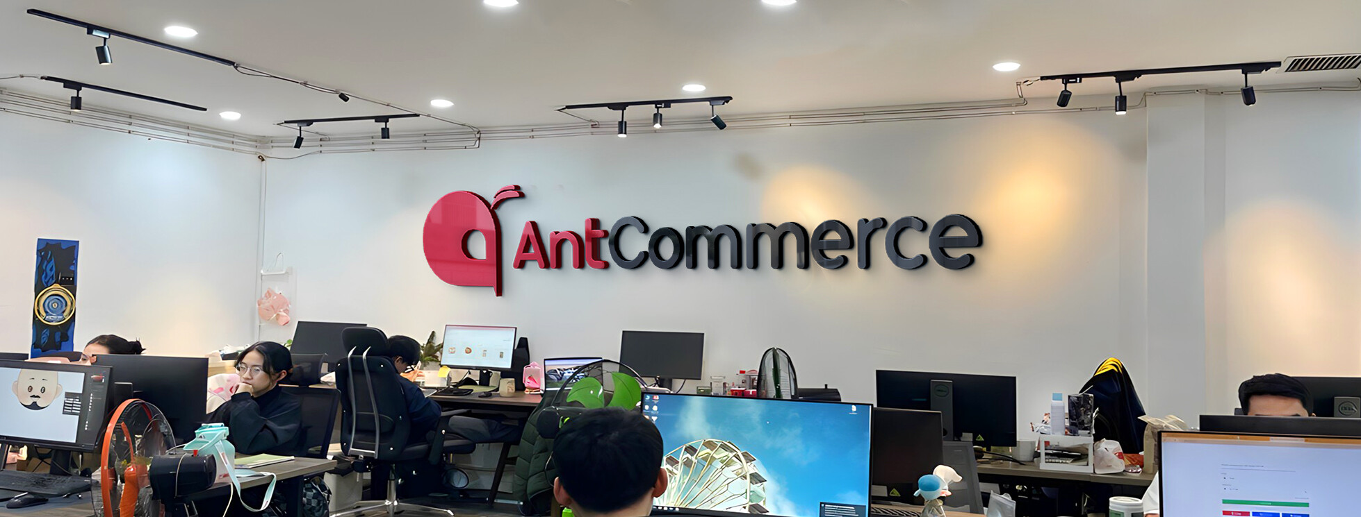 Cover image for THƯƠNG MẠI ĐIỆN TỬ ANT COMMERCE