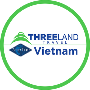 Logo Threeland Travel