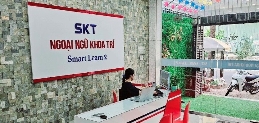 Review Ngoại ngữ Khoa Trí: Phương pháp hiện đại, tiến bộ nhanh chóng (2025)