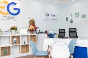 Review Trung tâm English Guide: Hướng dẫn tận tình cho người mất gốc (2025)