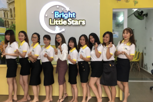 Review Trung Tâm Anh Ngữ Quốc Tế Bright Little Stars: Môi trường tiếng Anh năng động cho trẻ nhỏ (2025)