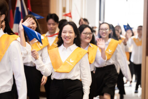 Top 10 trường Đại học có mức học phí cao nhất – Liệu có “Đắt Xắt Ra Miếng”?