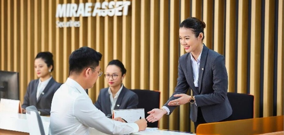 TOP 10 công ty chứng khoán ứng dụng công nghệ AI hỗ trợ đầu tư hiện nay